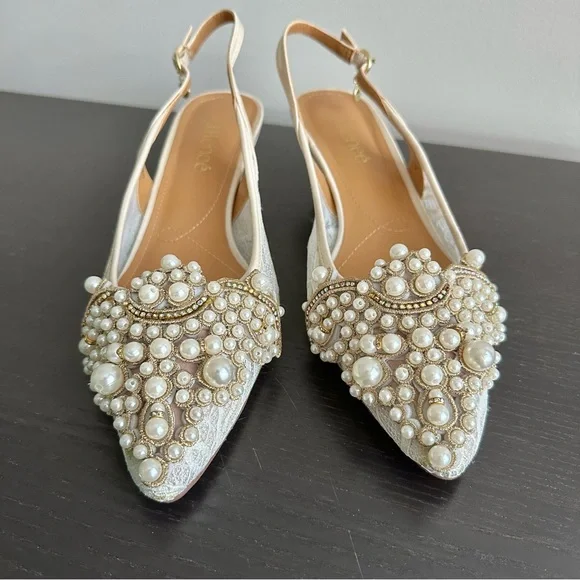 J. Reneé Strovanni Ivory/Gold Floral Pearl Ornament Slingback Pumps - Picture 3 of 6